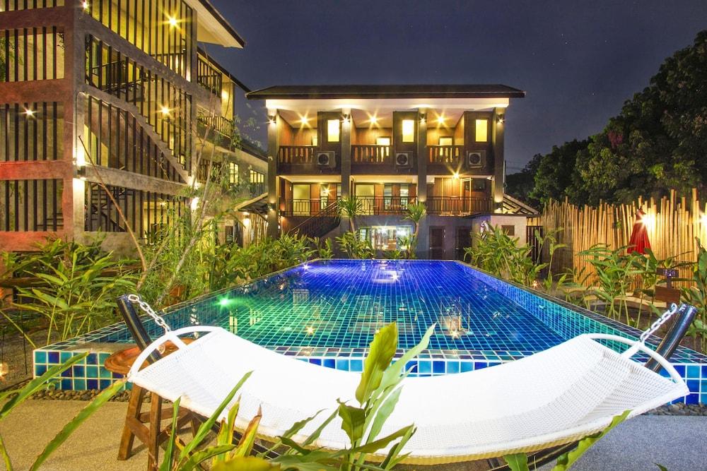 Nawa Sheeva Hotel Chiang Mai Exterior foto