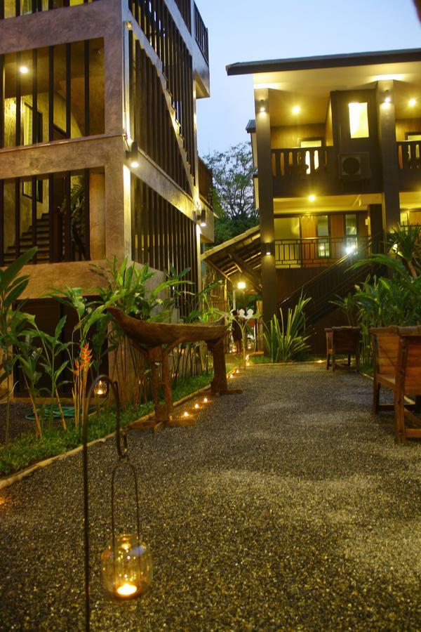 Nawa Sheeva Hotel Chiang Mai Exterior foto